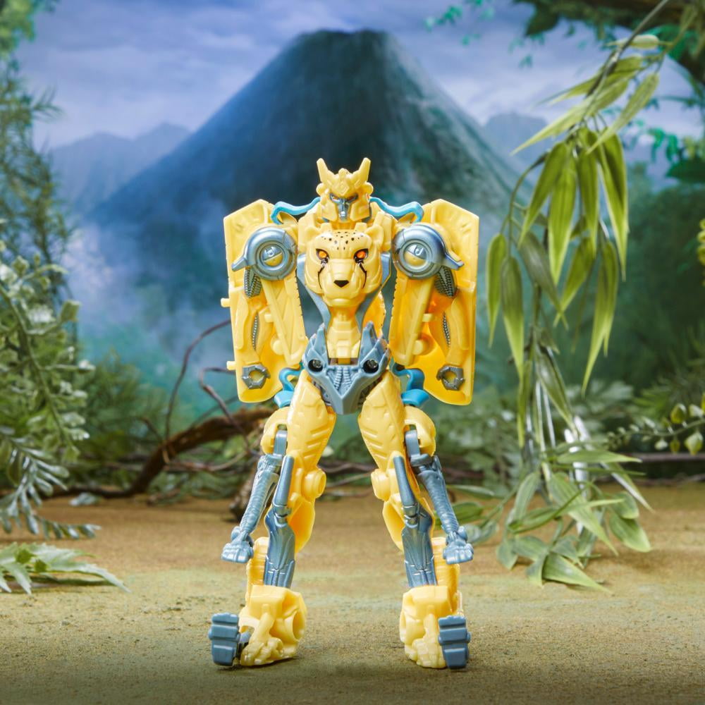 Transformers Collectible Child Cheetor Action Figure, Plastic Multicolor, 8.74" x 5.51", 0.234 lb